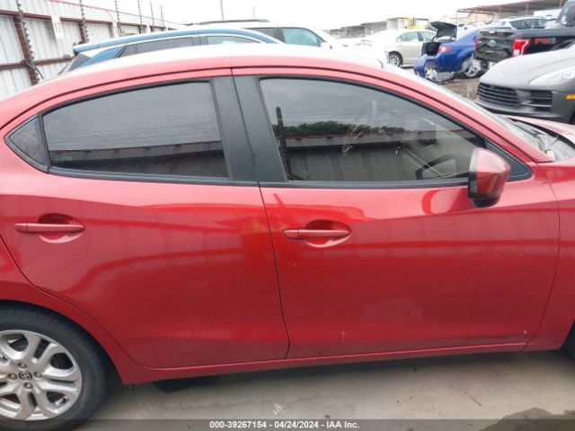 3MYDLBZV1GY137582 Scion IA