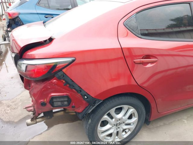 3MYDLBZV1GY137582 Scion IA