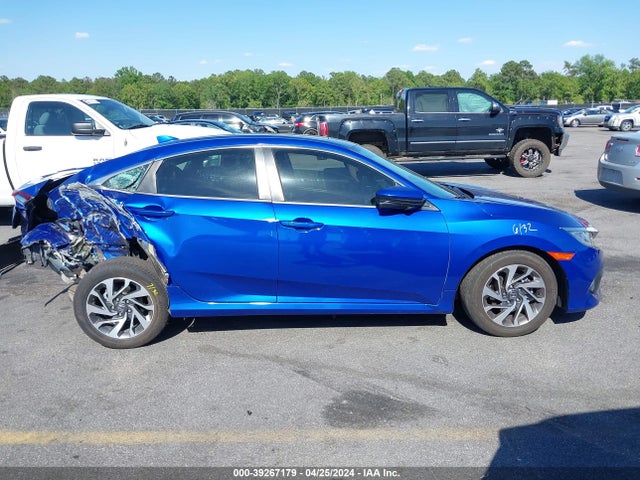 Honda CIVIC EX 2018 2HGFC2F73JH597791 Image 13