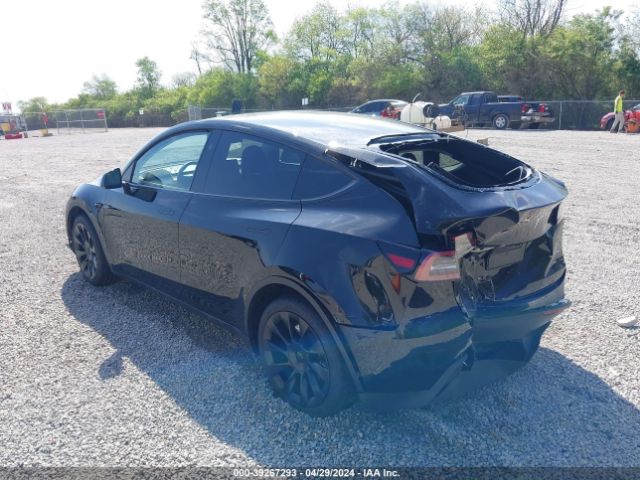 2023 TESLA MODEL Y 7SAYGDEE4PA153681 Photo 2