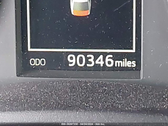 Toyota COROLLA SE 2018 5YFBURHEXJP852588 Image 15