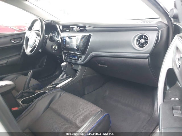 Toyota COROLLA SE 2018 5YFBURHEXJP852588 Image 5