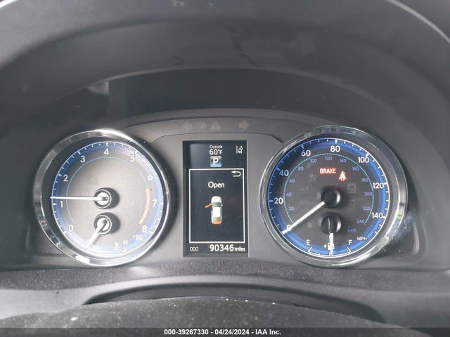 Toyota COROLLA SE 2018 5YFBURHEXJP852588 Image 7