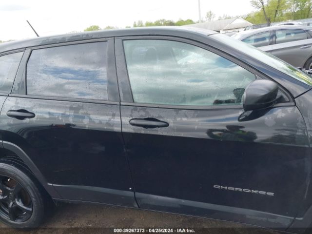 1C4PJLAB7HD216400 Jeep Cherokee Sport Fwd