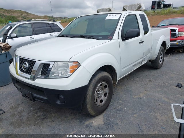Nissan FRONTIER S 2017 1N6BD0CT7HN754379 Image 2