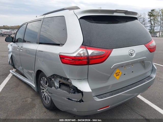 Toyota SIENNA XLE 2020 5TDYZ3DC8LS037037 Image 3