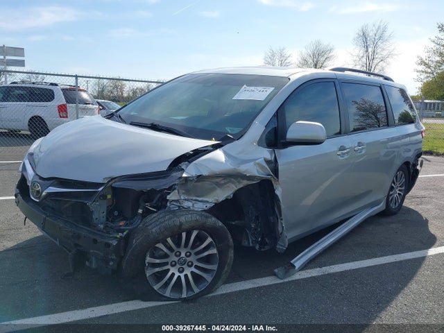 Toyota SIENNA XLE 2020 5TDYZ3DC8LS037037 Image 6