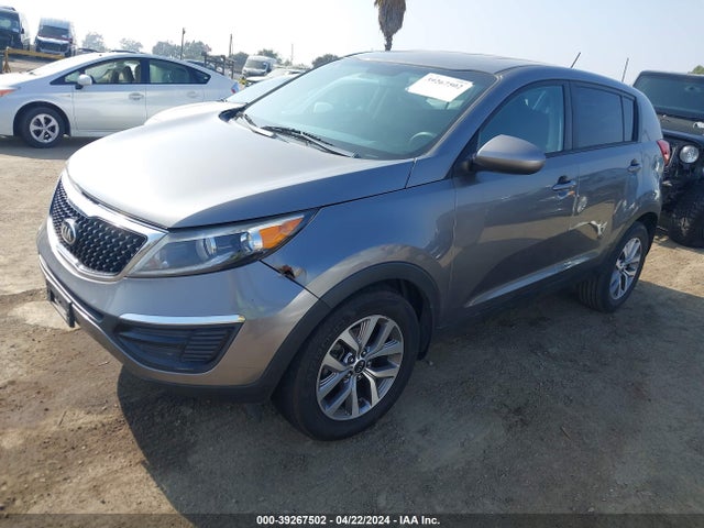 KIA Sportage Lx 2015 KNDPB3AC2F7745576 Image 2