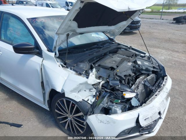 3VWD17AJ1HM302739 Volkswagen Jetta 1.8t Sport