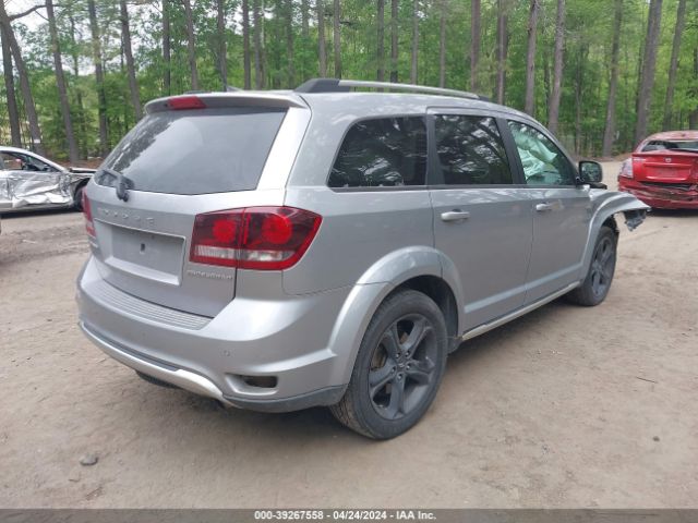 3C4PDCGB0LT269750 Dodge Journey Crossroad