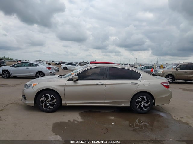Honda ACCORD LX 2017 1HGCR2F39HA227758 Image 14