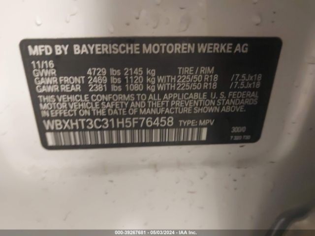 2017 BMW X1 WBXHT3C31H5F76458 Photo 8