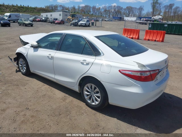 Toyota CAMRY LE 2015 4T4BF1FK2FR471124 Image 3