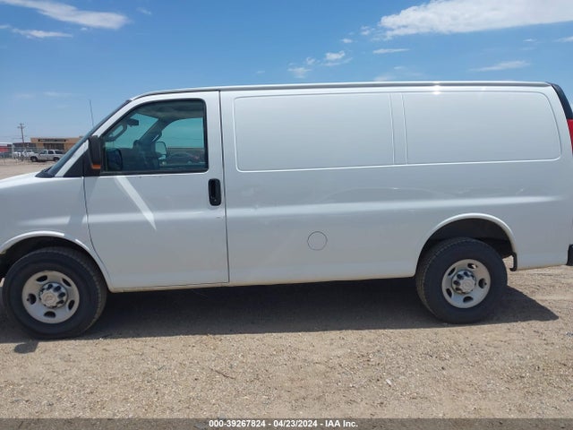 Chevrolet Express 2500 Work Van 2017 1GCWGAFF9H1174467 Image 14