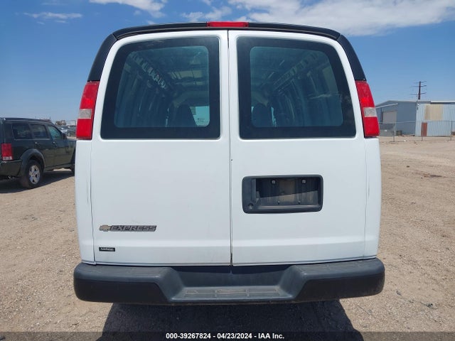Chevrolet Express 2500 Work Van 2017 1GCWGAFF9H1174467 Image 16