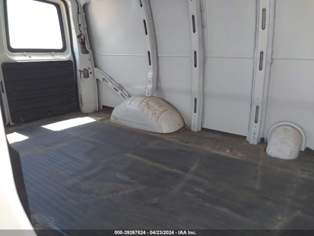 Chevrolet Express 2500 Work Van 2017 1GCWGAFF9H1174467 Image 8