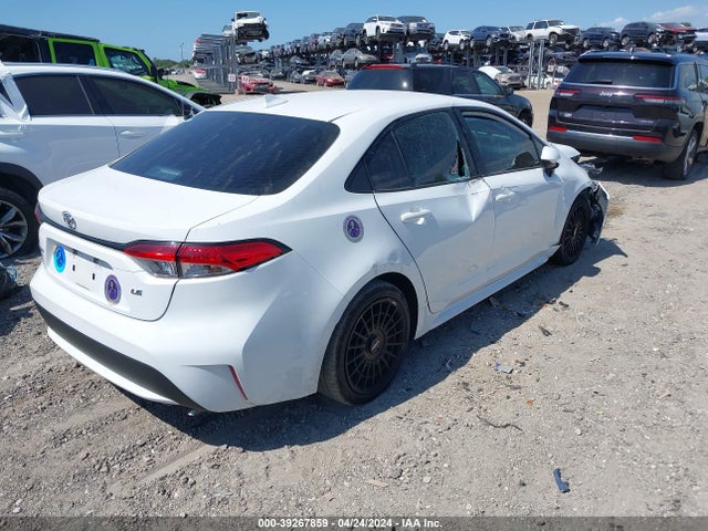 Toyota COROLLA LE 2022 5YFEPMAE1NP273335 Image 4