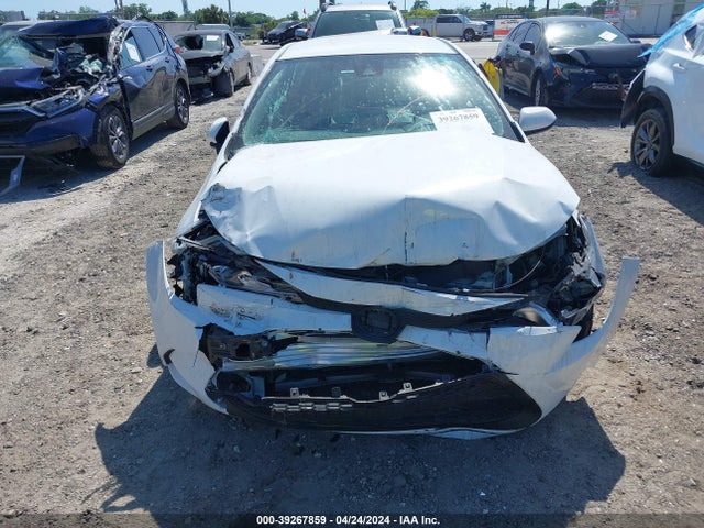 Toyota COROLLA LE 2022 5YFEPMAE1NP273335 Image 6