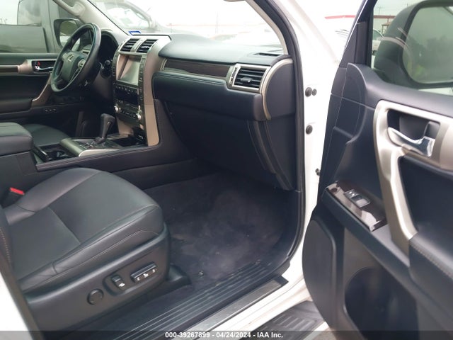 Lexus 460 2014 JTJBM7FX7E5070127 Image 5