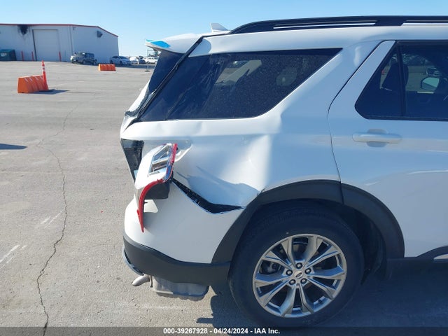 Ford EXPLORER XLT 2022 1FMSK8DH8NGB23606 Image 17