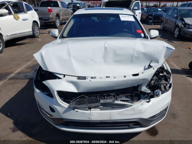 YV140MFK4F1350648 Volvo S60 T5 Premier