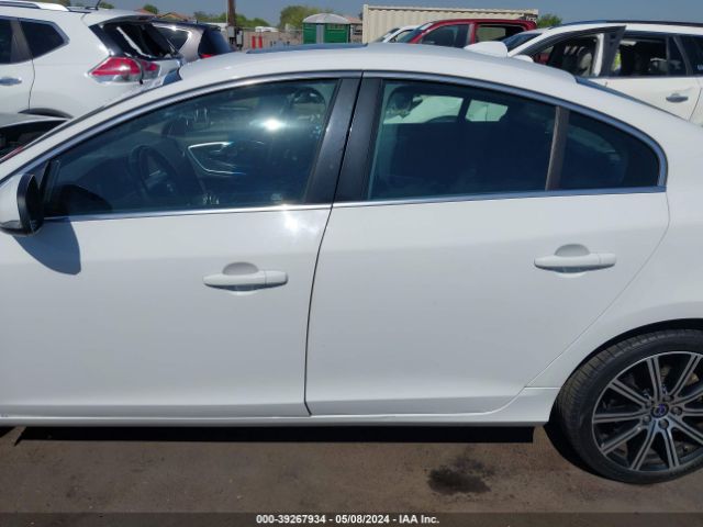 YV140MFK4F1350648 Volvo S60 T5 Premier