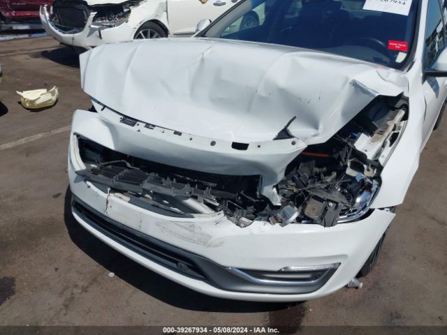YV140MFK4F1350648 Volvo S60 T5 Premier