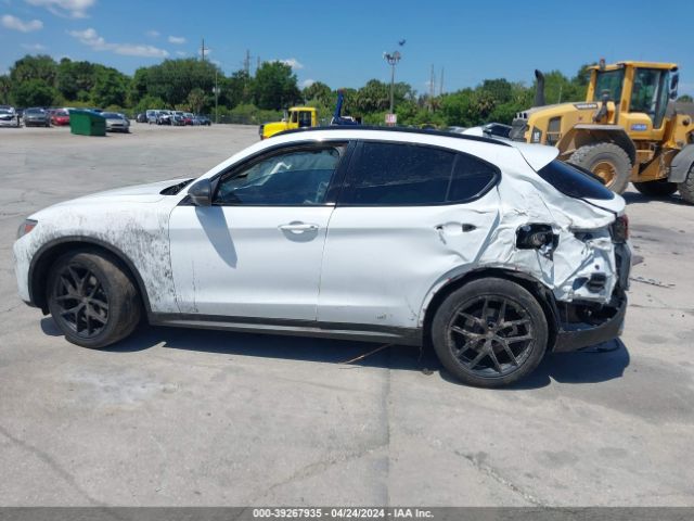 ZASPAJAN7M7C98269 Alfa Romeo Stelvio Rwd