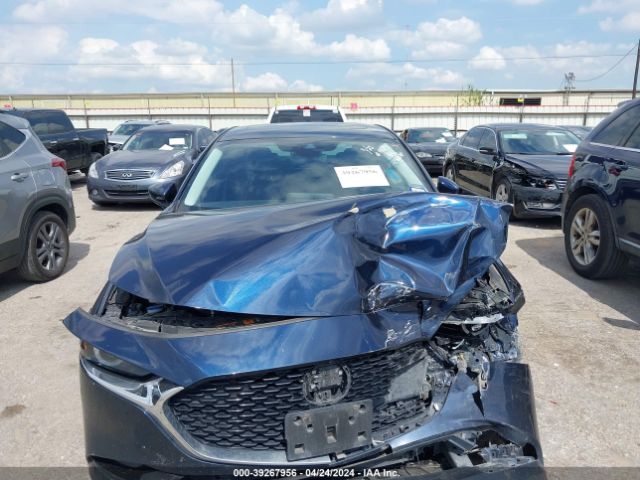 3MZBPAEMXLM118027 Mazda Mazda3 Premium Package