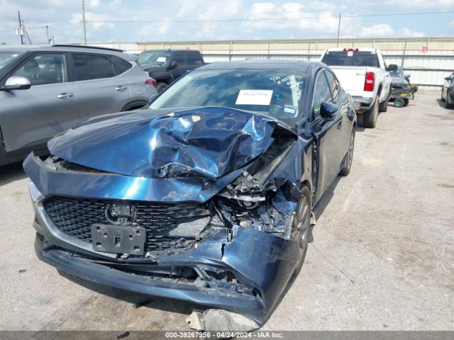 3MZBPAEMXLM118027 Mazda Mazda3 Premium Package
