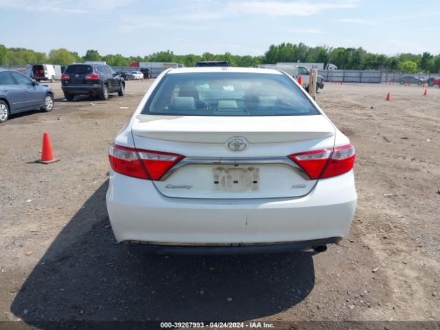 4T1BF1FK2FU043273 Toyota CAMRY XSE