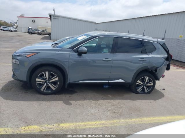 5N1BT3CA8NC705166 Nissan Rogue Sl Fwd