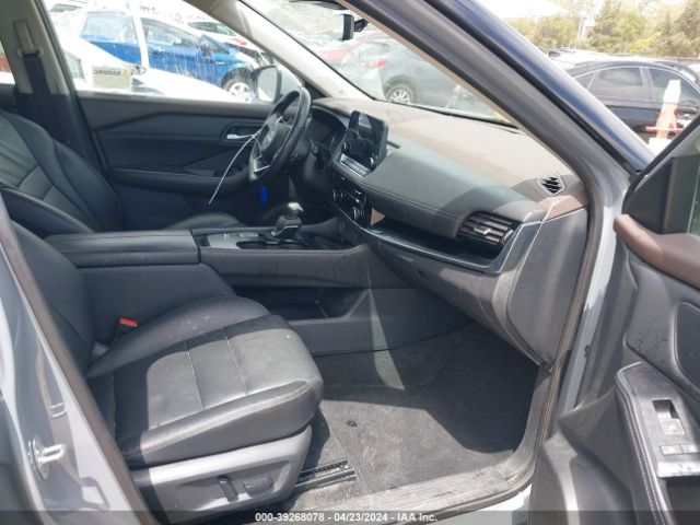 5N1BT3CA8NC705166 Nissan Rogue Sl Fwd