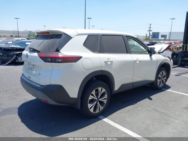 5N1BT3BA9NC709535 Nissan Rogue Sv Fwd