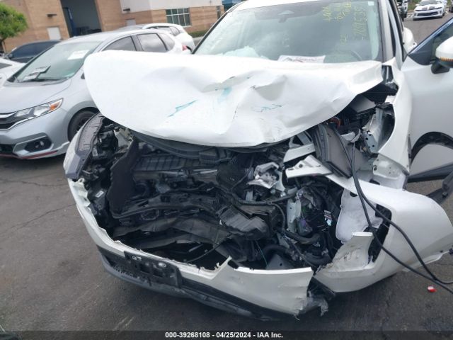 5N1BT3BA9NC709535 Nissan Rogue Sv Fwd