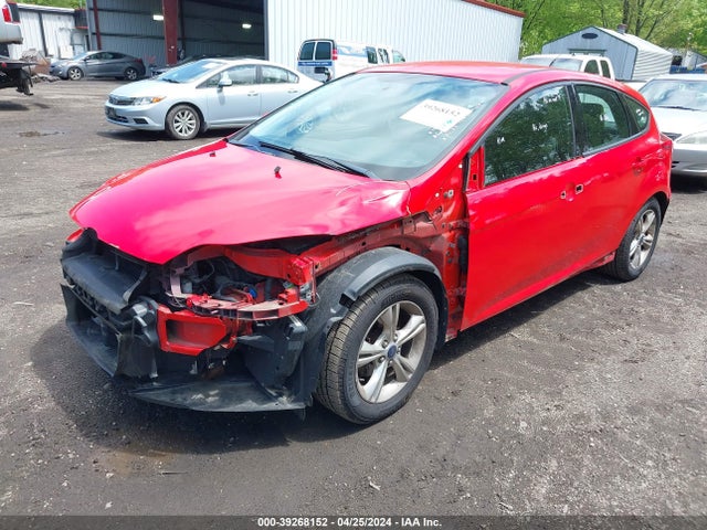 Ford FOCUS SE 2014 1FADP3K21EL325586 Image 2
