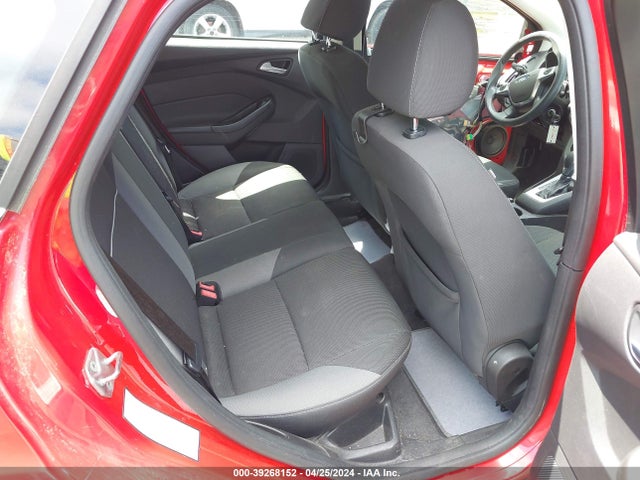 Ford FOCUS SE 2014 1FADP3K21EL325586 Image 8
