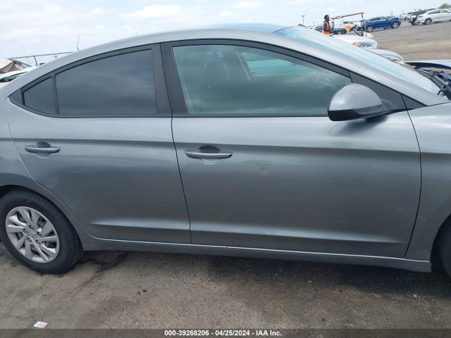 Hyundai ELANTRA SE 2018 KMHD74LF9JU449767 Image 14