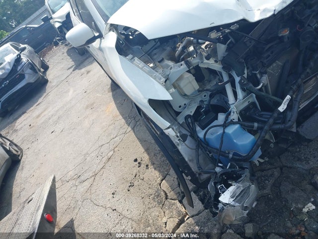 Nissan ROGUE S 2018 5N1AT2MT1JC776693 Image 17