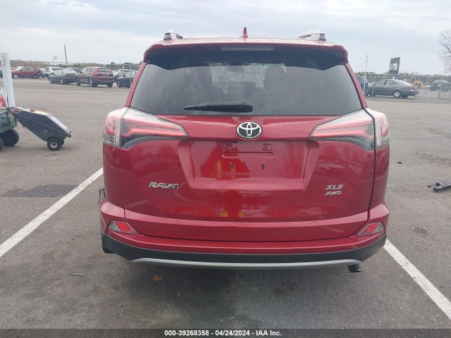 Toyota Rav4 Xle 2018 2T3RFREV0JW713864 Image 16