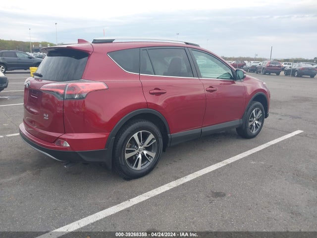Toyota Rav4 Xle 2018 2T3RFREV0JW713864 Image 4