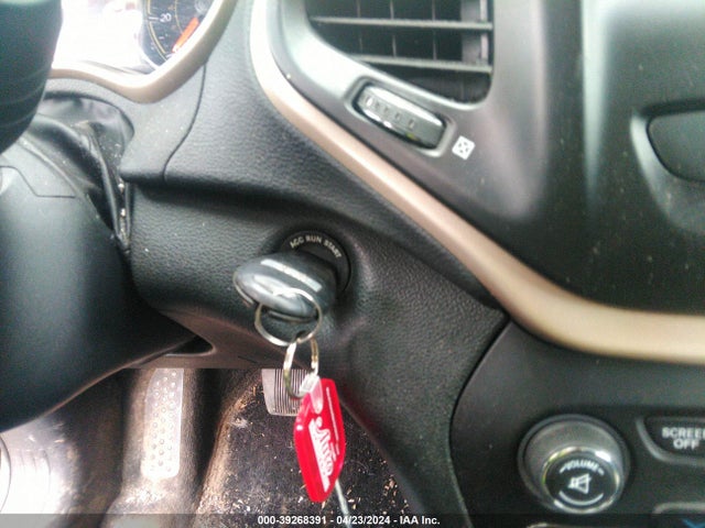 Jeep Cherokee Latitude 2015 1C4PJMCB7FW557946 Image 11
