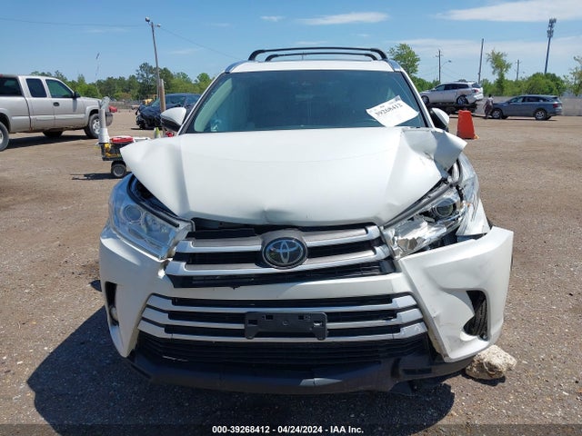Toyota Highlander Xle 2018 5TDJZRFH1JS863304 Image 12