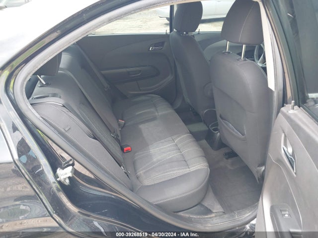 Chevrolet Sonic Lt Auto 2015 1G1JC5SH9F4180908 Image 8