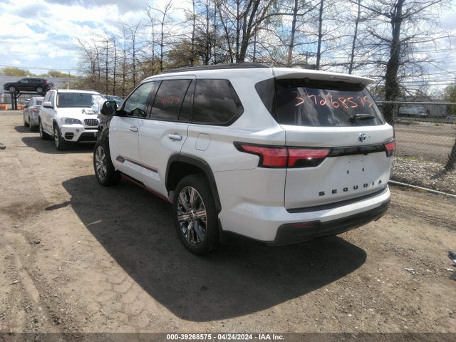 Toyota Sequoia Platinum 2023 7SVAAABA4PX006016 Image 3