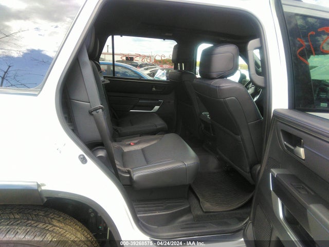 Toyota Sequoia Platinum 2023 7SVAAABA4PX006016 Image 8
