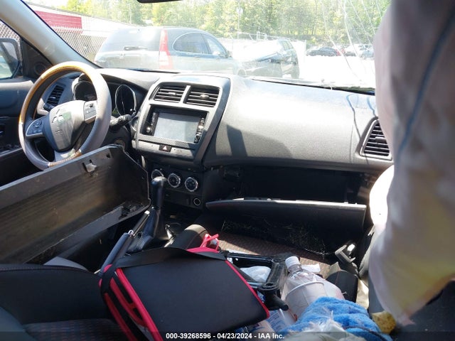 JA4AP3AU2KU019495 Mitsubishi Outlander Sport 2.0 Es