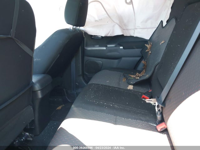 JA4AP3AU2KU019495 Mitsubishi Outlander Sport 2.0 Es