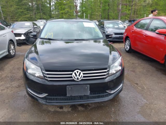 1VWAT7A38EC023042 Volkswagen Passat 1.8t Wolfsburg Edition