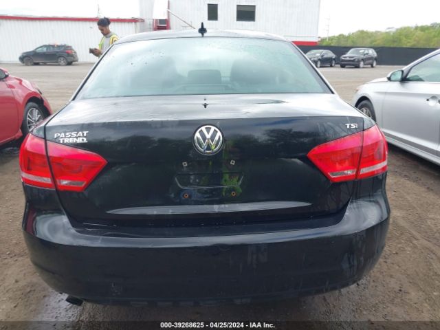 1VWAT7A38EC023042 Volkswagen Passat 1.8t Wolfsburg Edition
